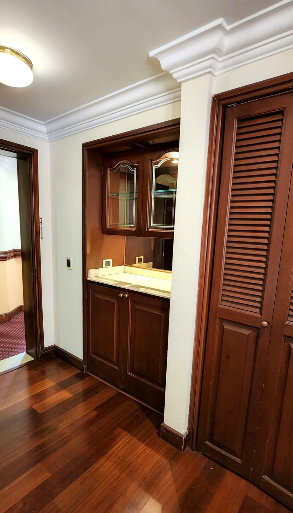 Junior Suite | Premium bedding, minibar, in-room safe, desk