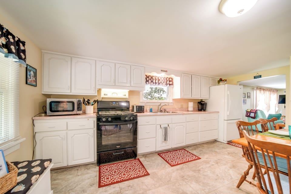 Kitchen | Cooking Basics | Keurig Coffee Maker