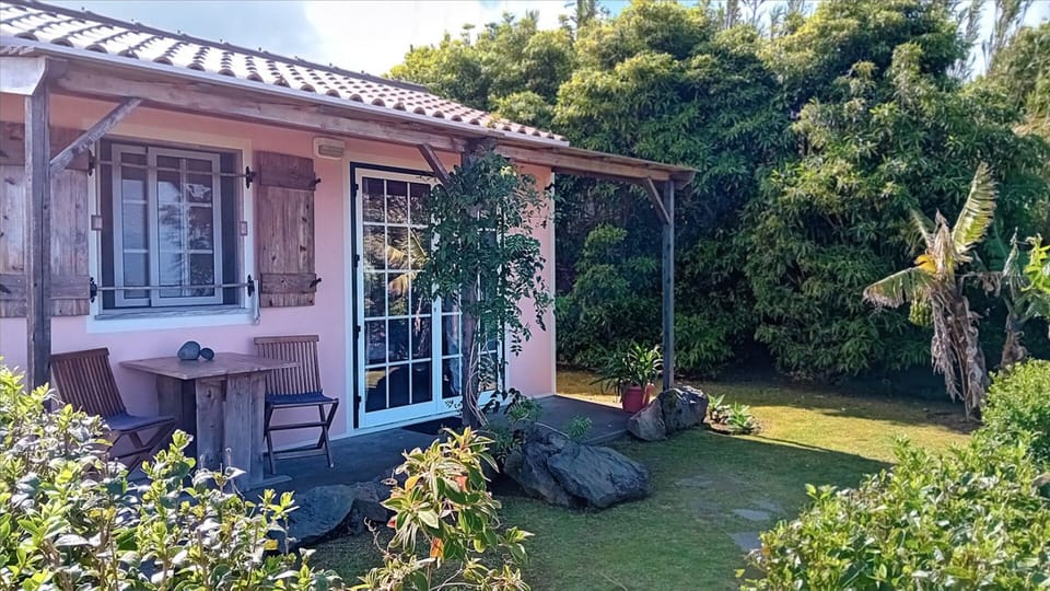 Front - Entrance - Terrace