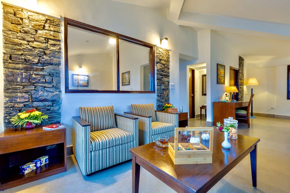 Rosewood Retreat Bhimtal Hotel in Uttarakhand