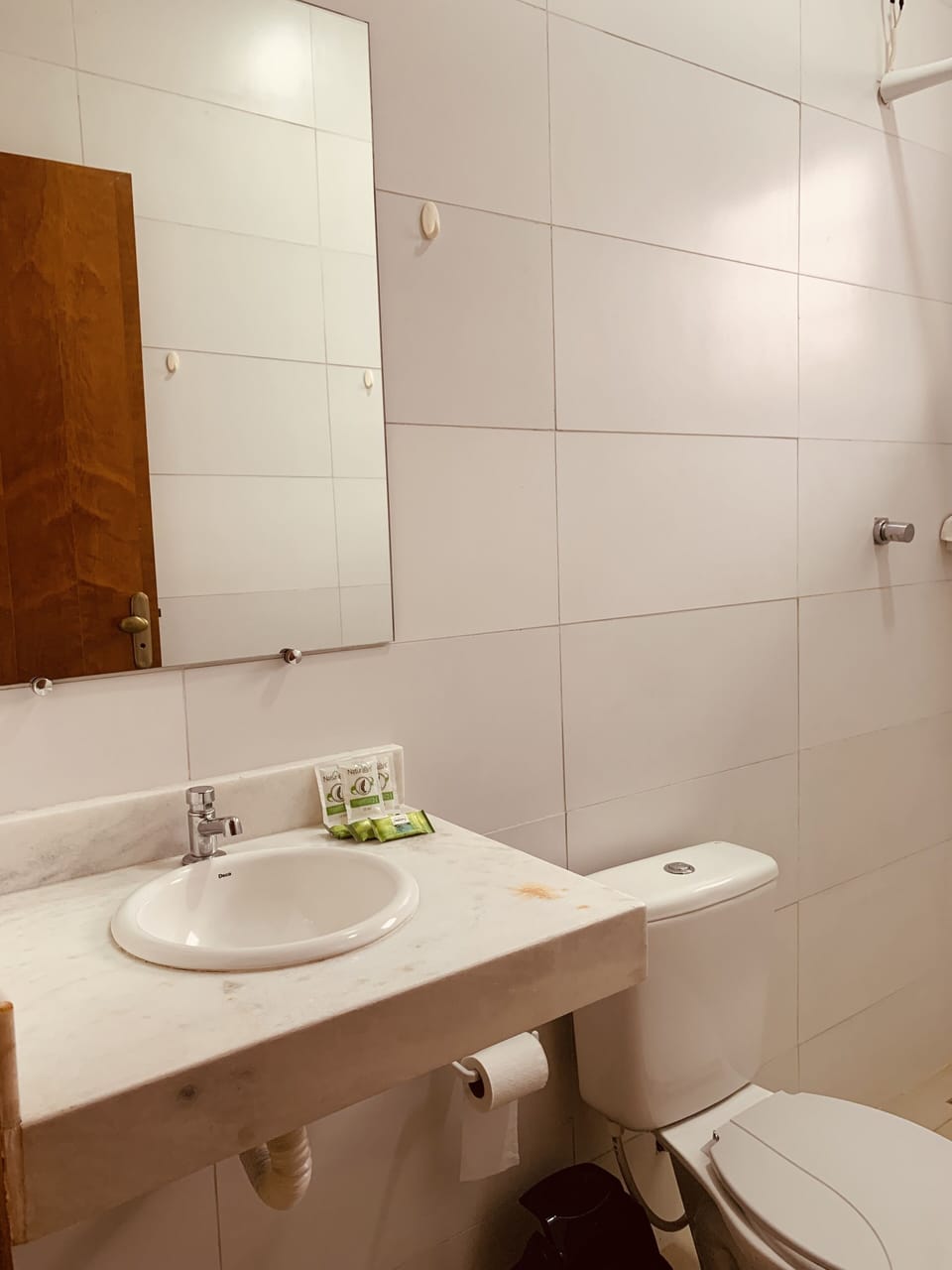 Family Triple Room | Bathroom | Shower, towels