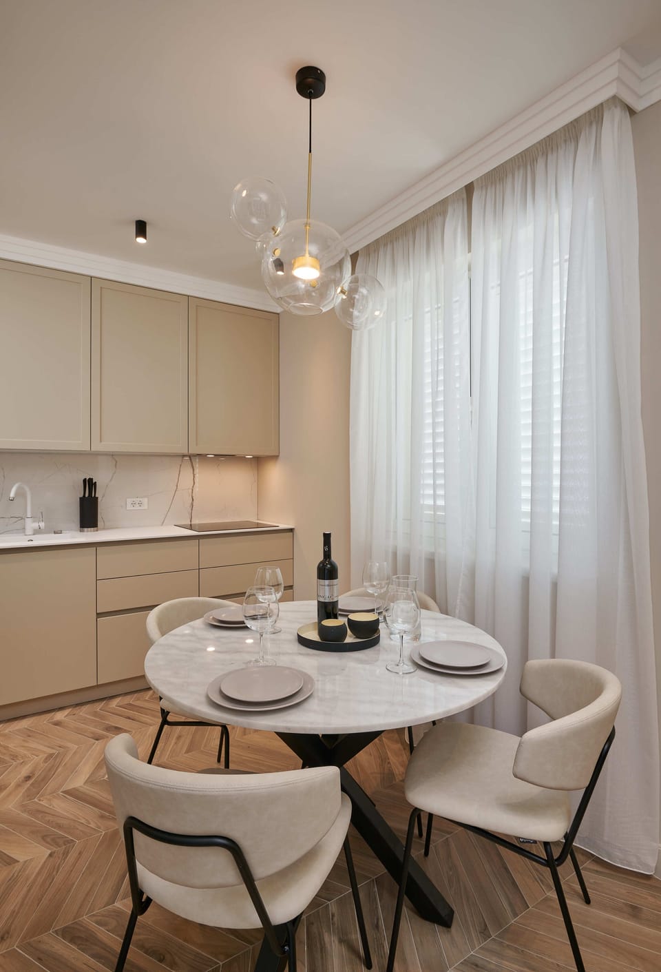 Apartment (Two Bedroom Apartment with Terrace) | Dining room