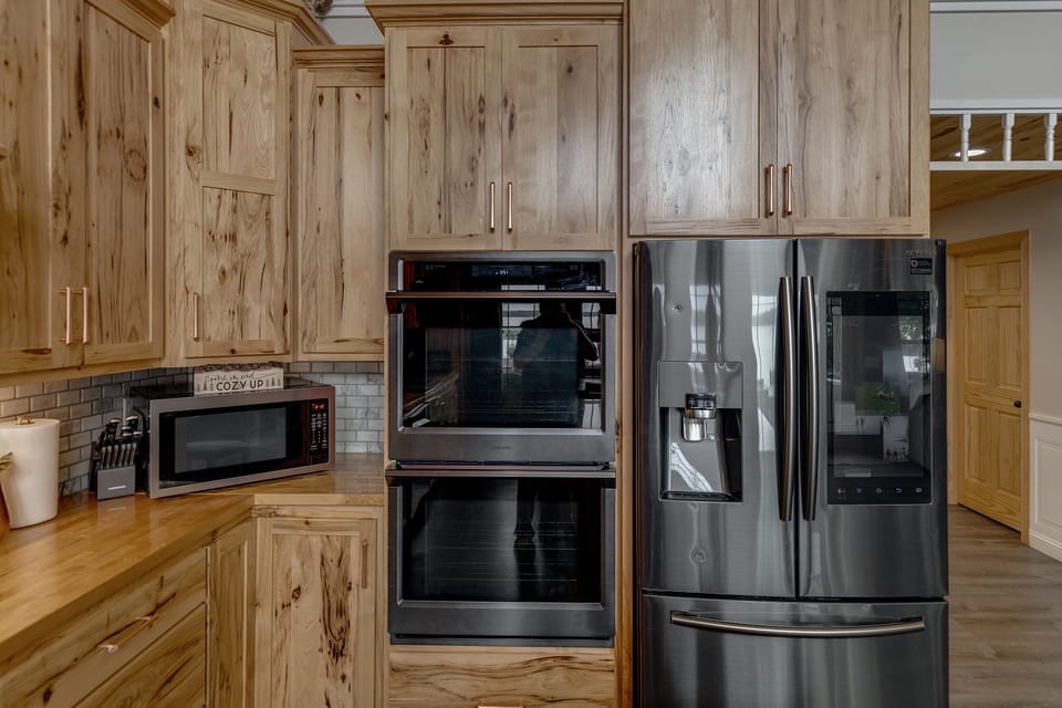 Gorgeous, fully equipped kitchen! 