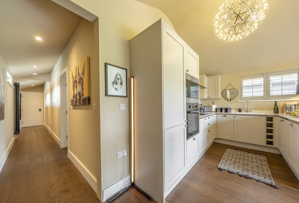 Ground floor:  Hallway leading to kitchen