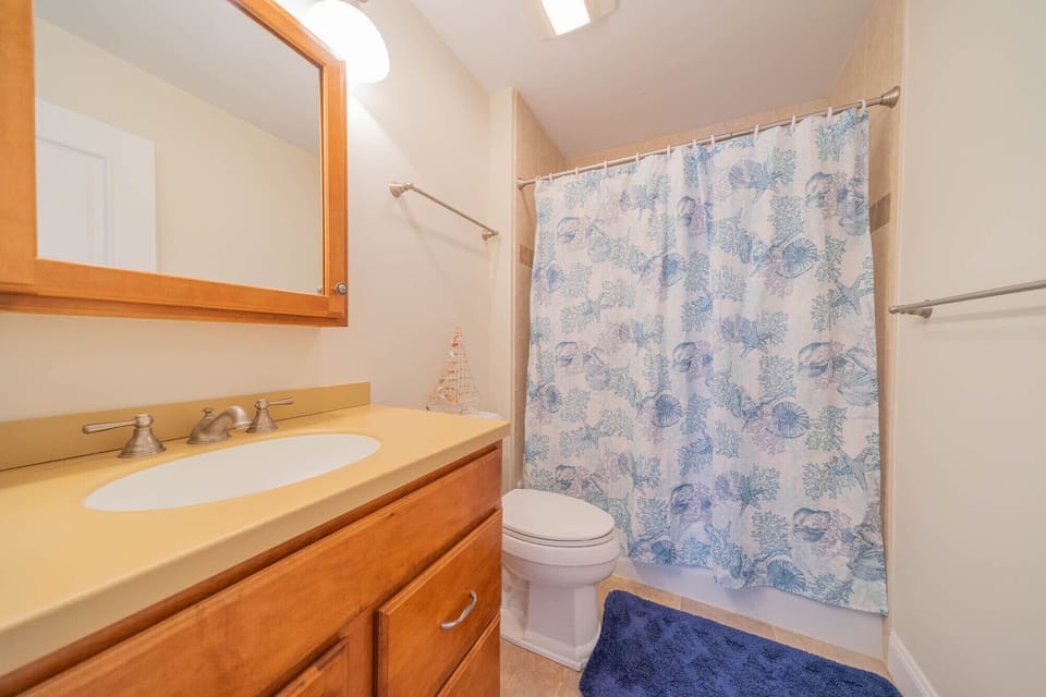 First Floor Bathroom