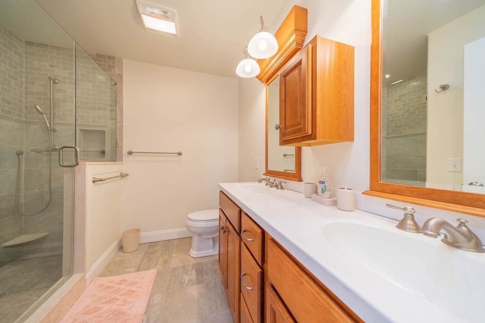 Upstairs/Master Bathroom