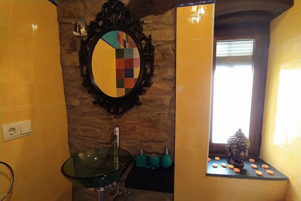 Joaquin's work, your refuge in El Bierzo. <br> House in Castile and León