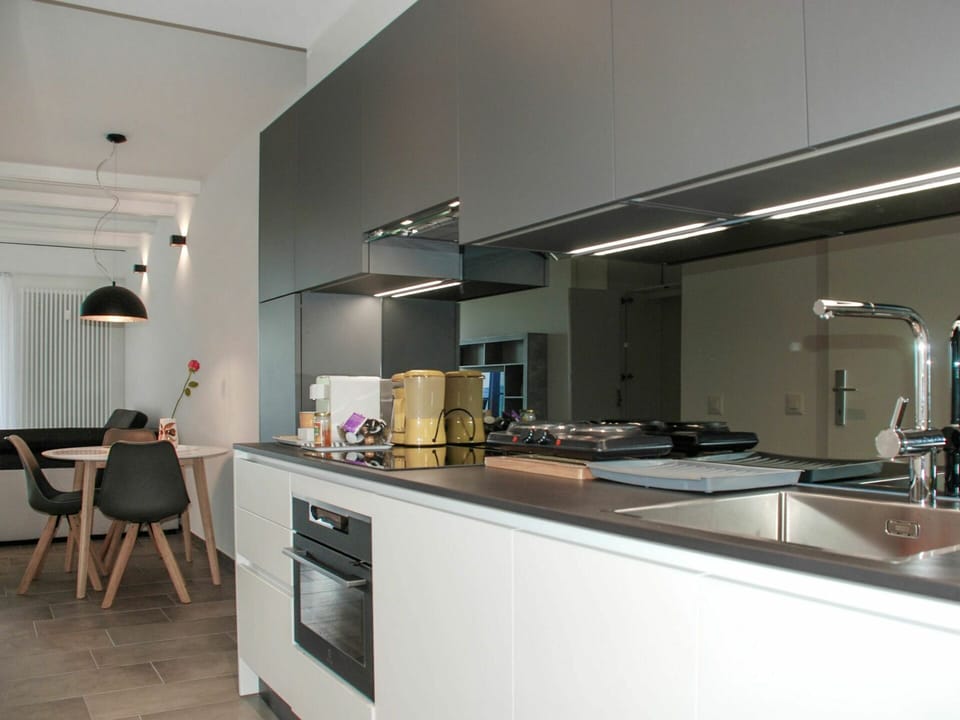 Cabinetry, Countertop, Kitchen Sink, Building, Tap, Kitchen, Sink, Interior Design, Wood, Kitchen Appliance
