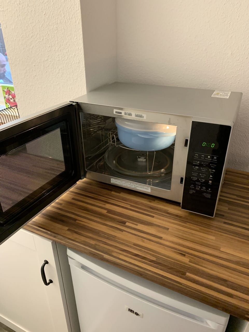 Microwave