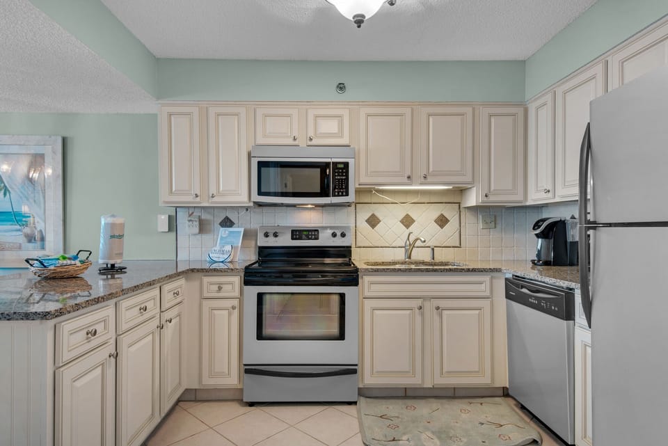 BeachCrest 703