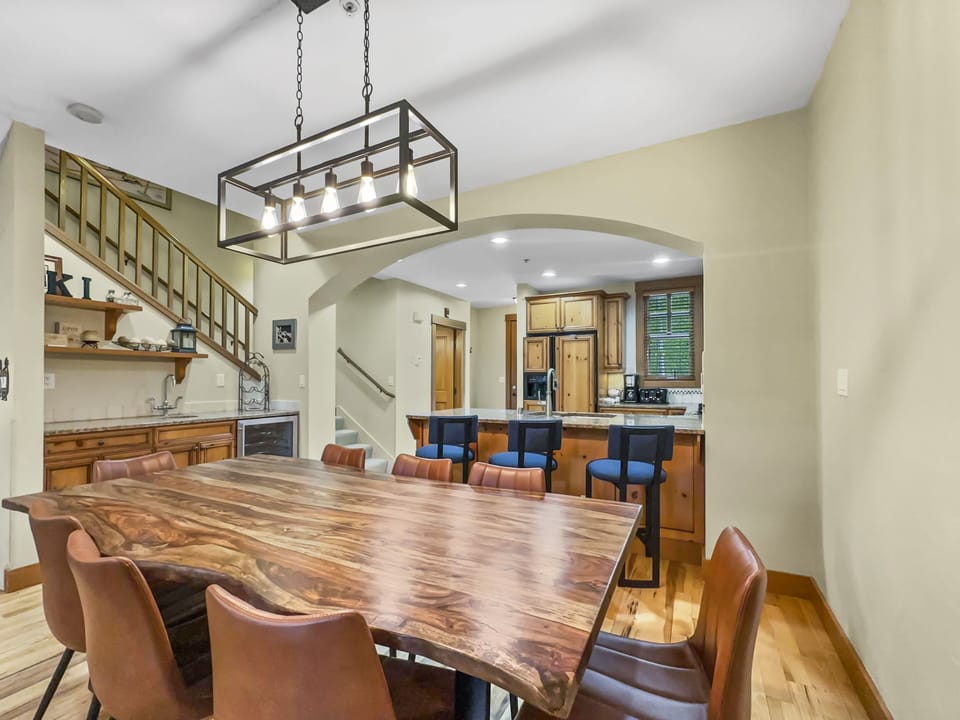 Townhome, 3 Bedrooms | Dining