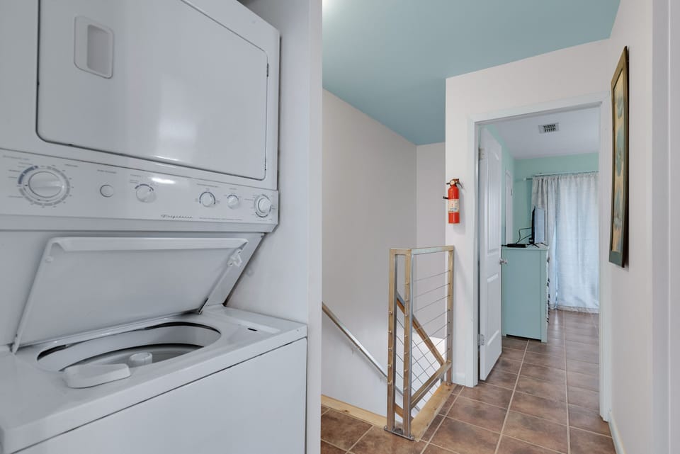 Make yourself at home with the convenience of an in-unit washer and dryer.  No need to overpack!