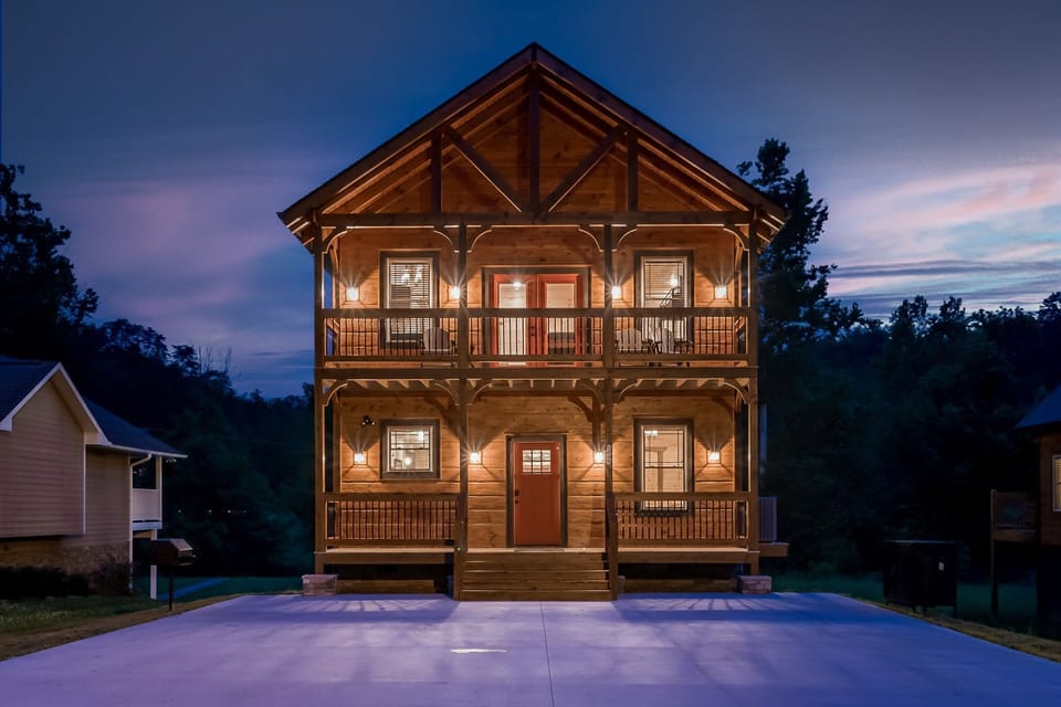 Luxurious custom cabin