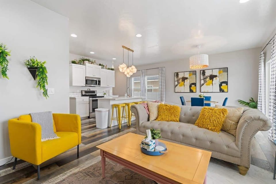 Ray of Sunshine Family Room