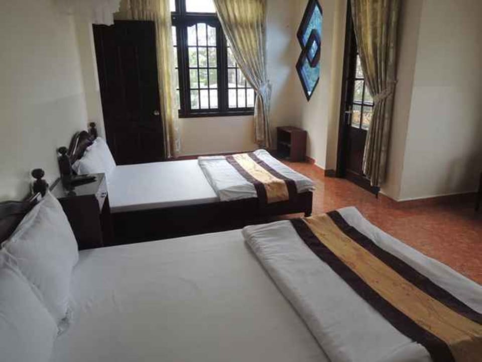 Superior Quadruple Room | Desk, free WiFi, bed sheets