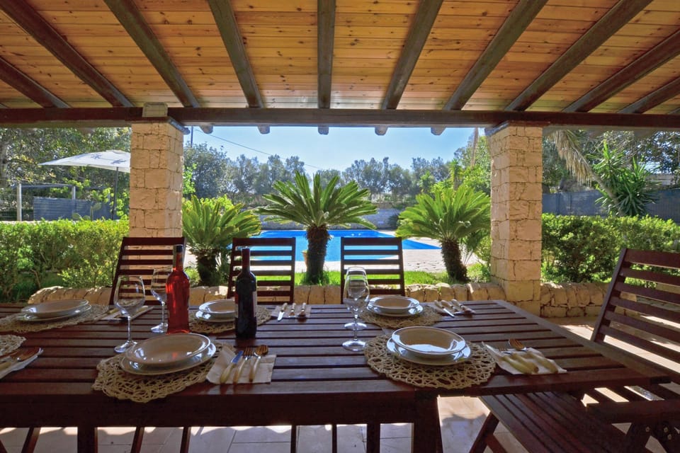 Family Villa, Multiple Bedrooms, Mountainside (Villa Torres) | Outdoor dining