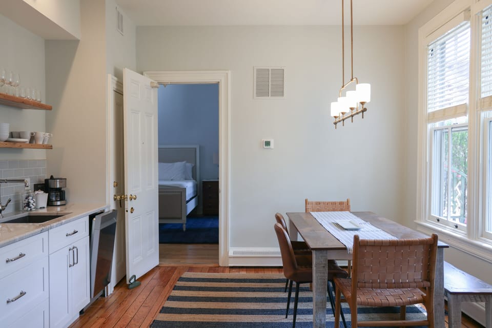Kitchenette (1st Floor)