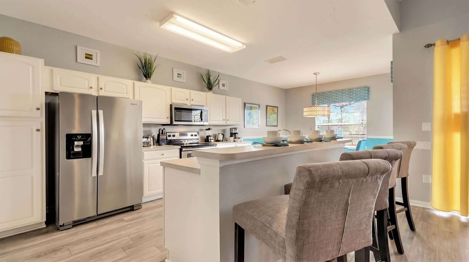 Cook and dine in style in our well-eqquiped kitchen, offering everything you need for a memorable stay.