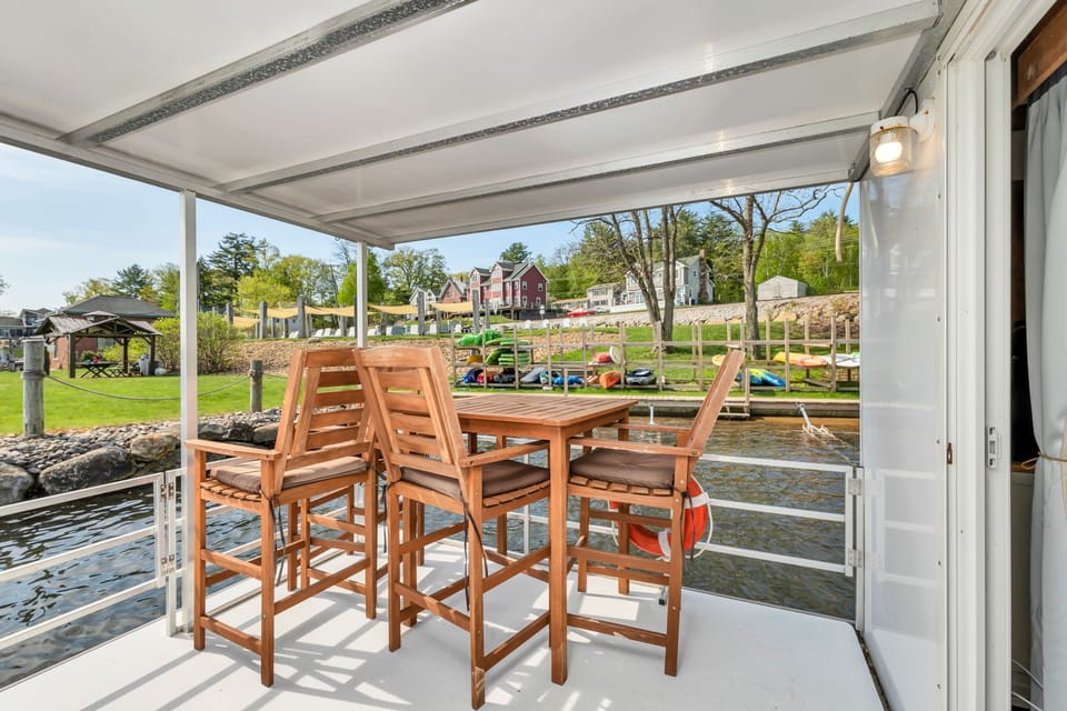 Lower Deck of Houseboat