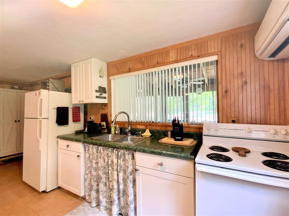 Cozy Cabin Kitchen