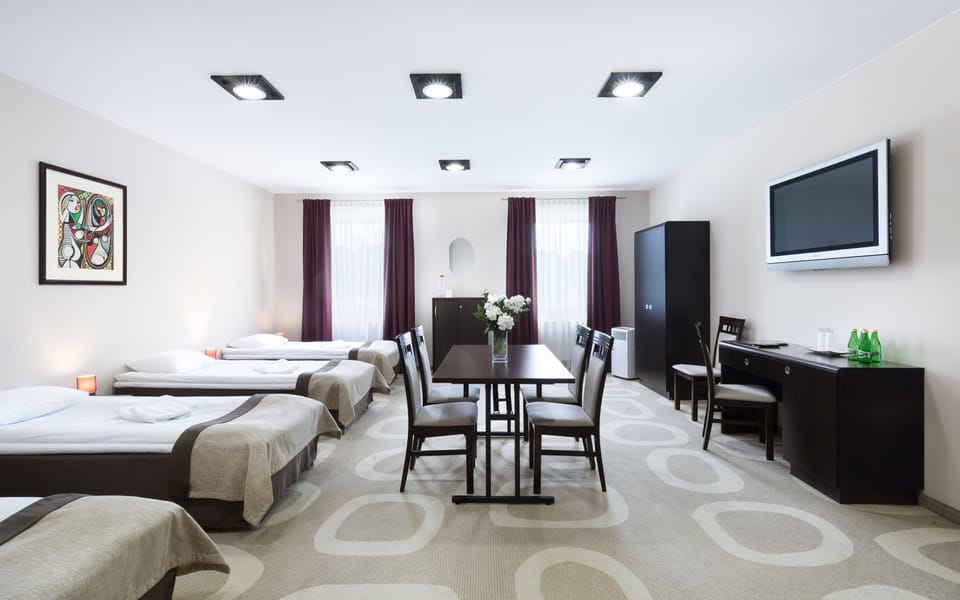 Desk, iron/ironing board, rollaway beds, free WiFi
