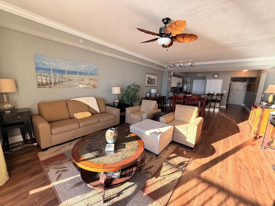 Livingroom with sleeper sofa.