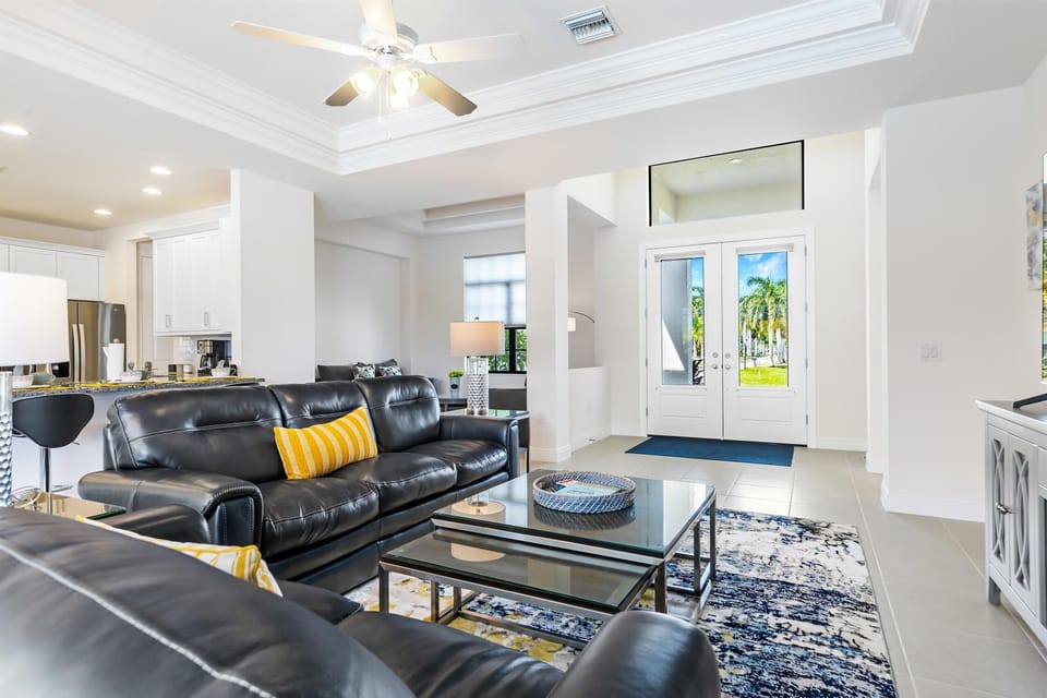 With an open floor plan, you walk in and are welcomed with this!