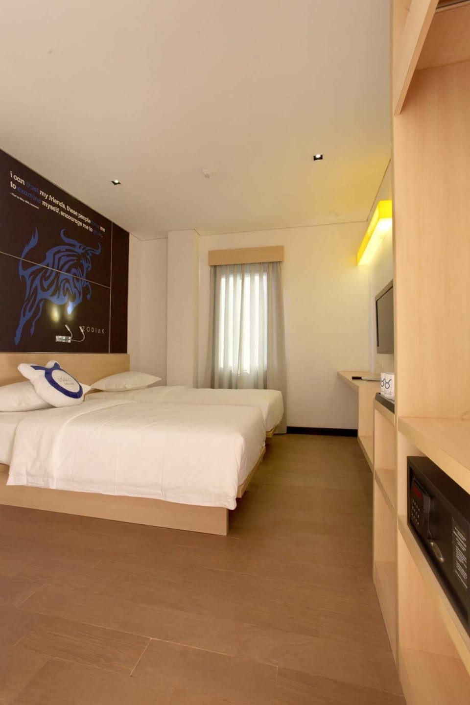 In-room safe, desk, free WiFi, bed sheets