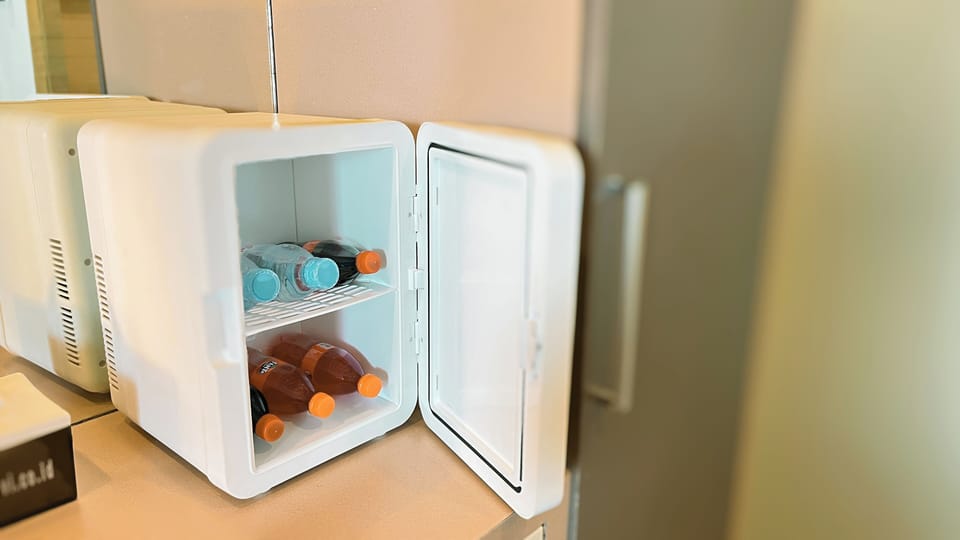 Suite Room Nusa Paradise | Free minibar, in-room safe, desk, iron/ironing board