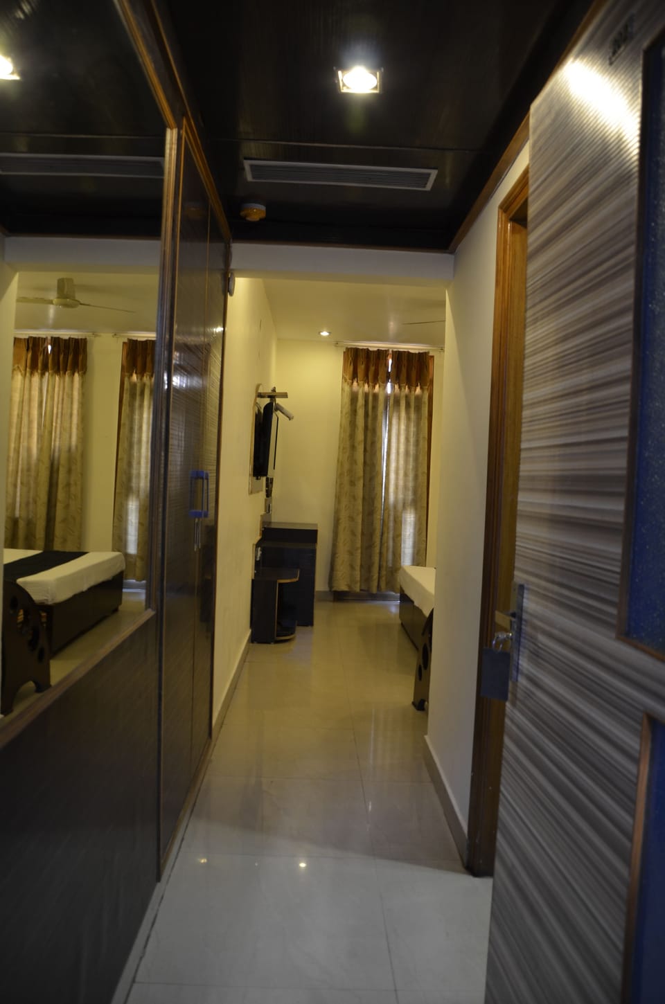 In-room safe, desk, free WiFi, bed sheets
