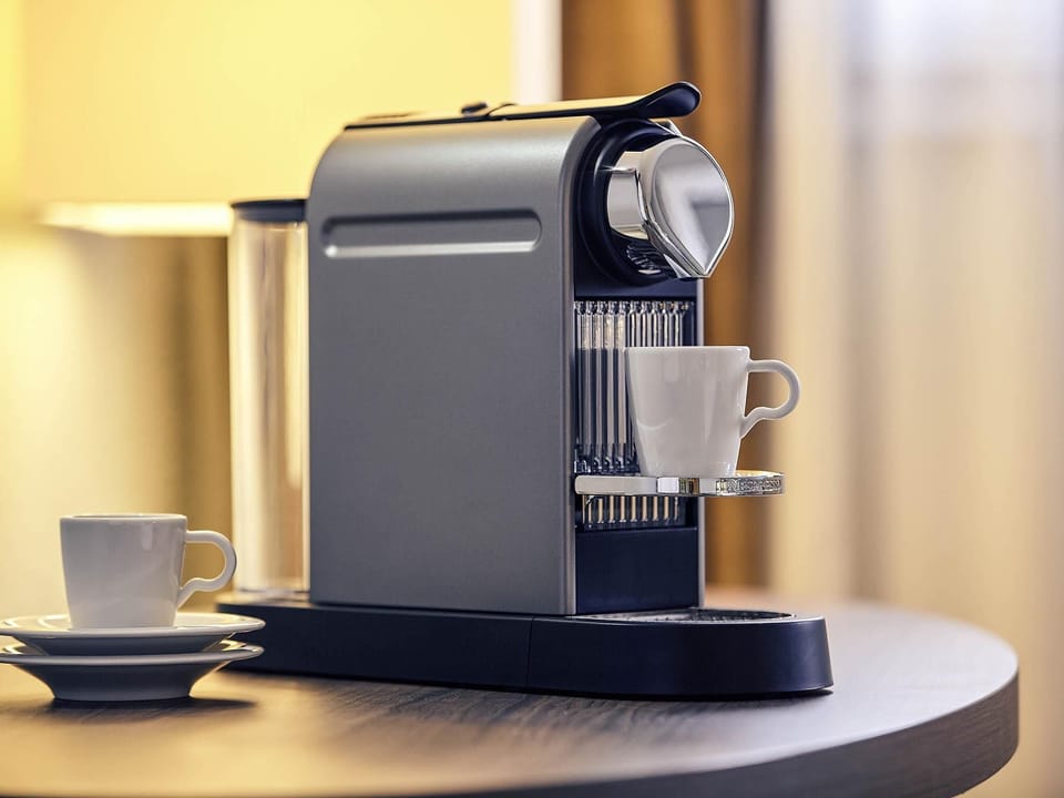 Privilege, Room, 1 Double Bed | In-room safe, desk, soundproofing, free cribs/infant beds