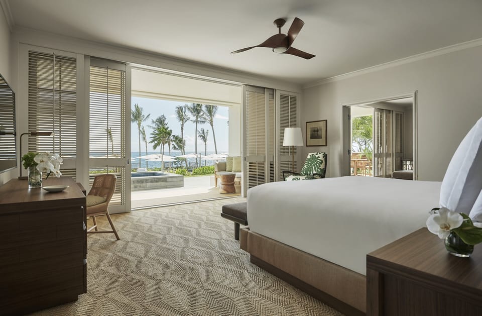 Pacific Suite | Premium bedding, down comforters, pillowtop beds, minibar