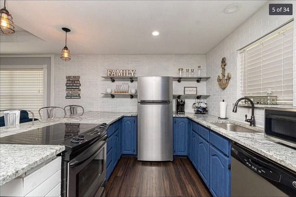 Kitchen fully equipped for your stay!