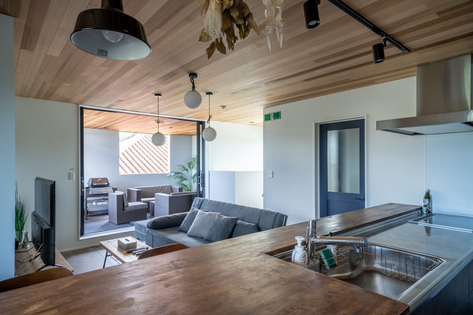 Luxury Villa | Private kitchen | Fridge, microwave, stovetop, electric kettle