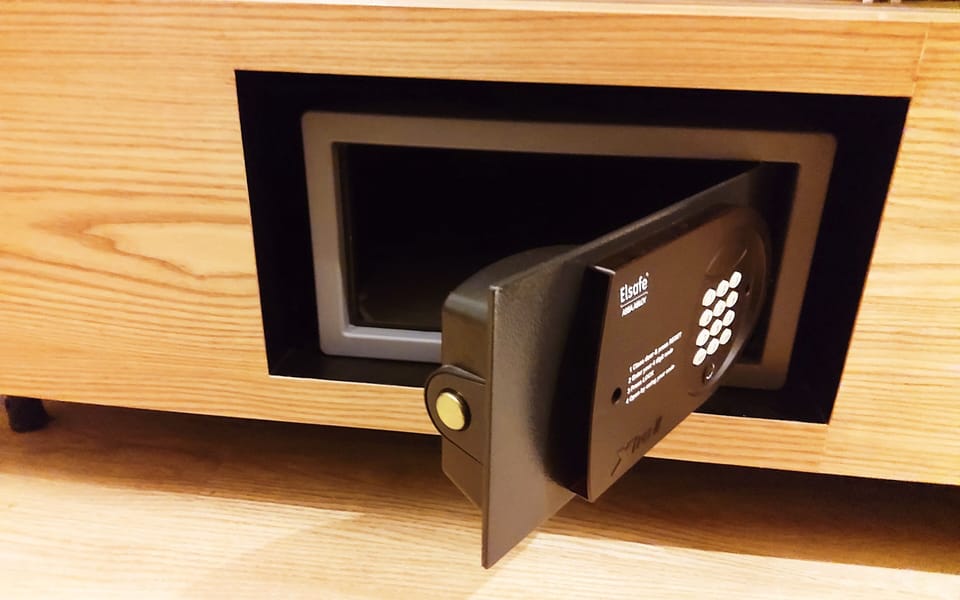 Superior Triple Room | Minibar, in-room safe, desk, laptop workspace