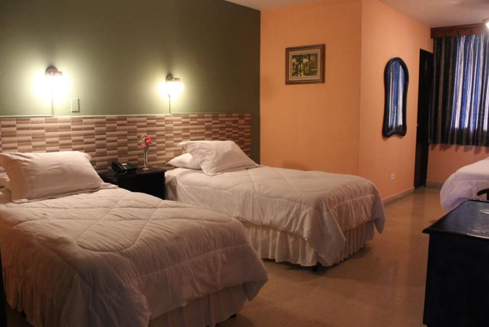 Triple Room | Premium bedding, in-room safe, WiFi (free), bed sheets