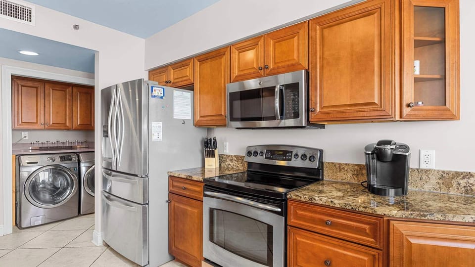 Fully equipped kitchen