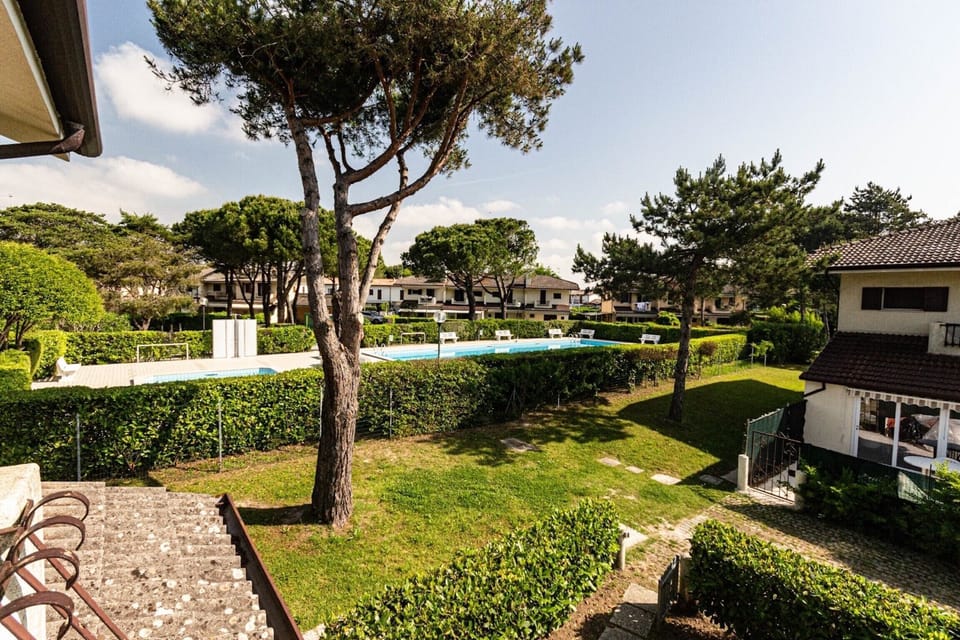 Villa, 2 Bedrooms, Balcony, Garden View | Garden