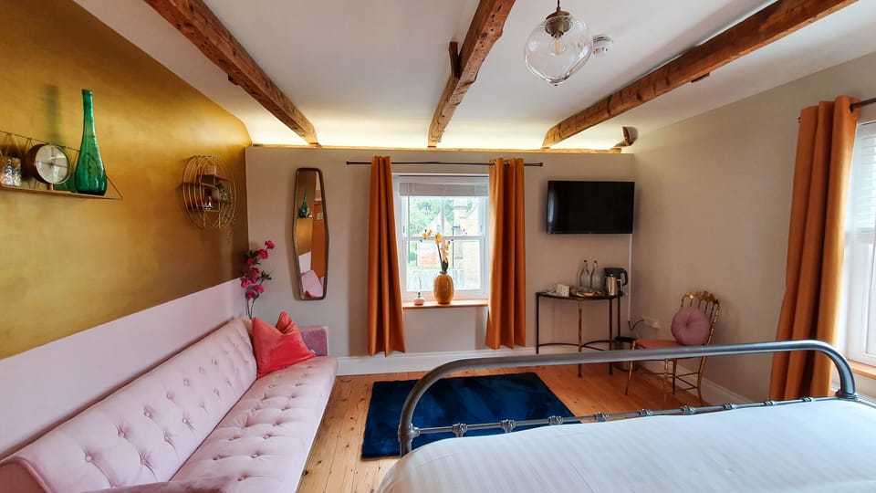 Signature Double Room | Egyptian cotton sheets, premium bedding, pillowtop beds