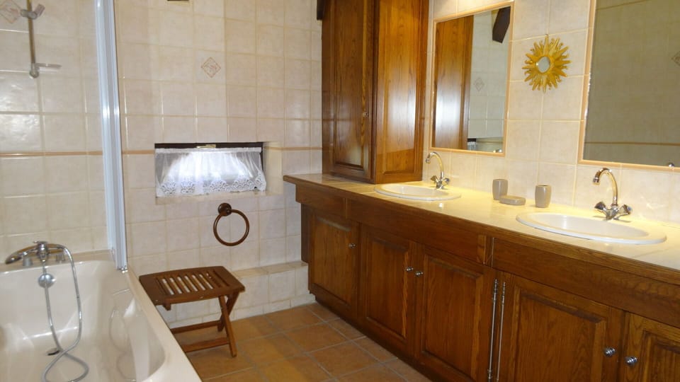 Comfort Cottage, Ensuite, Park View | Bathroom