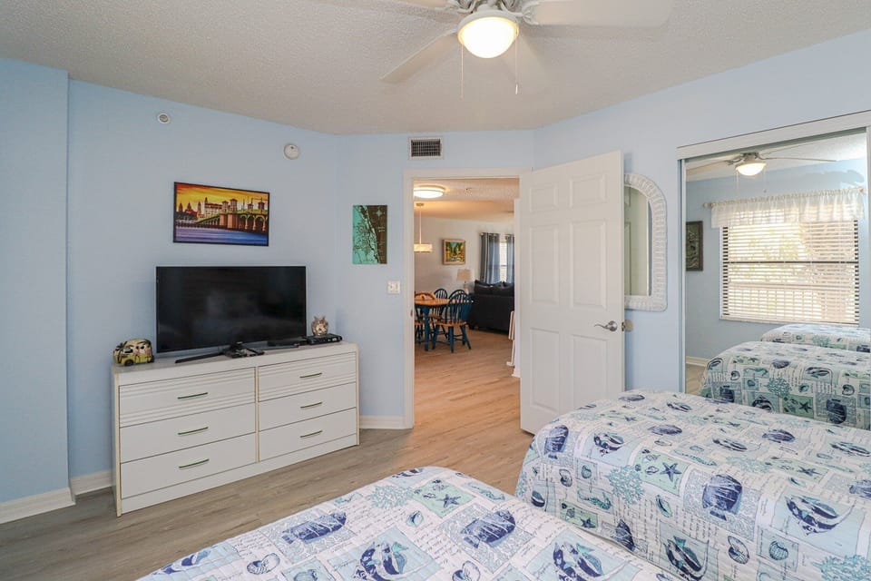 St. Augustine Beach Rentals Guest Bedroom