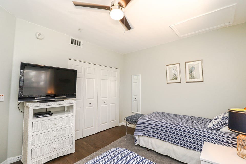 St. Augustine Beach Rentals Guest Bedroom