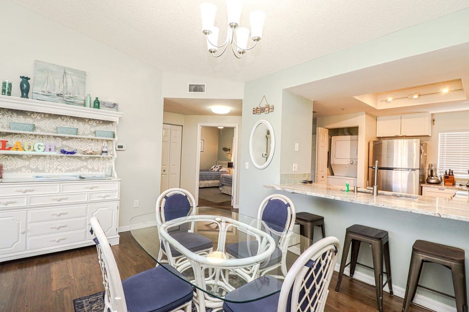 St. Augustine Beach Rentals Dining Room