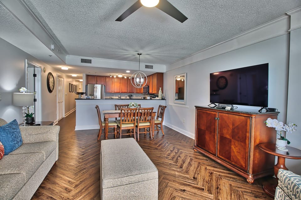 Lounge Dining room