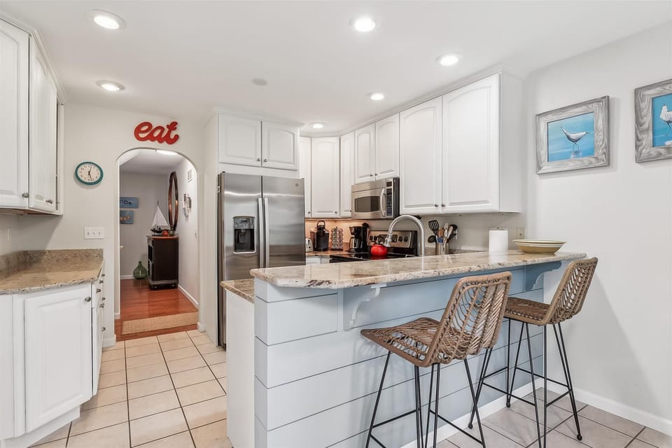 breakfast bar