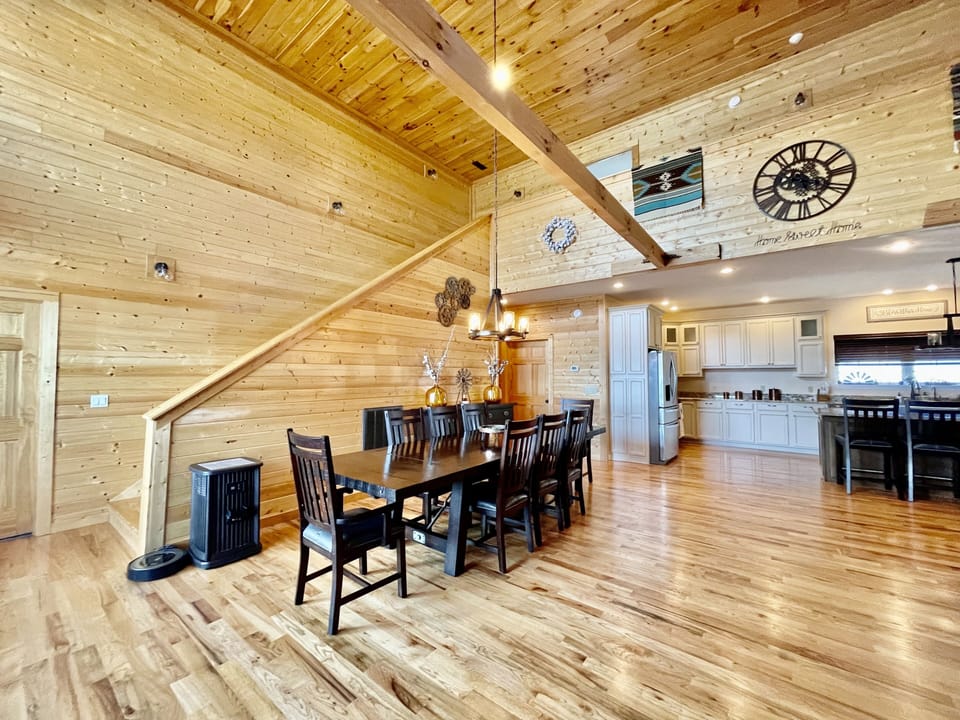 Large open kitchen, dining and living areas allows everyone to keep socializing 