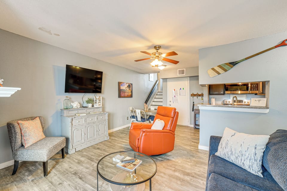 Living Room | Sleeper Sofa