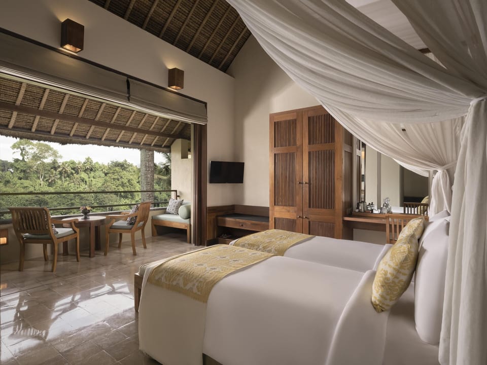 Premium bedding, minibar, in-room safe, laptop workspace