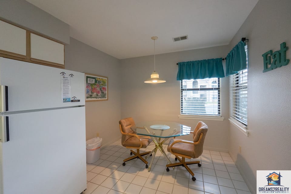 Breakfast Nook