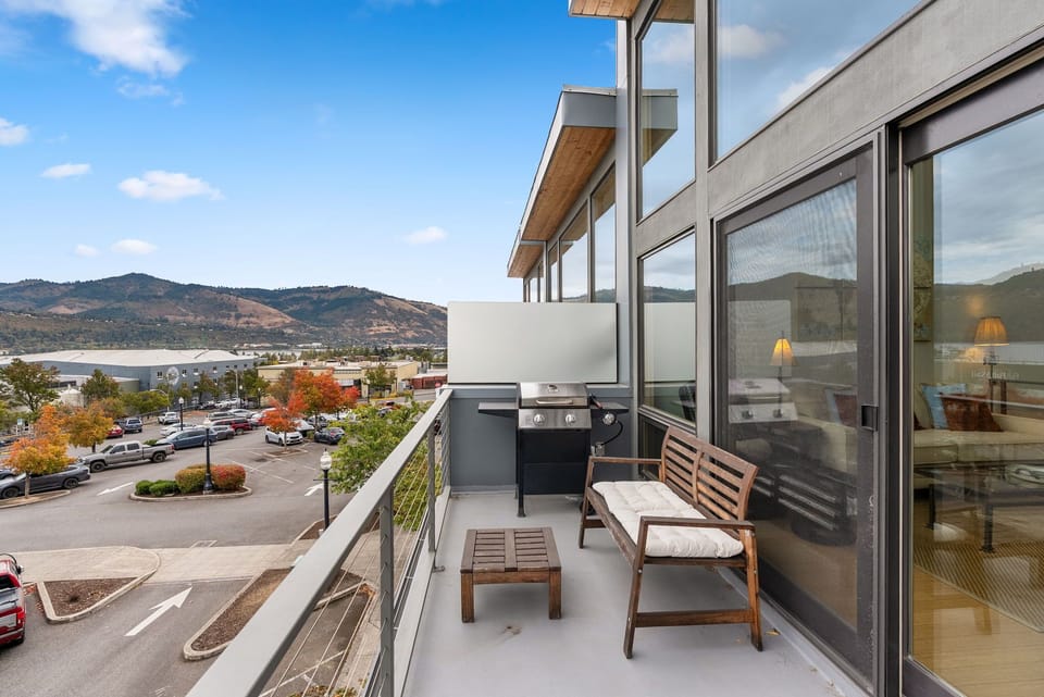 Deck with Views
